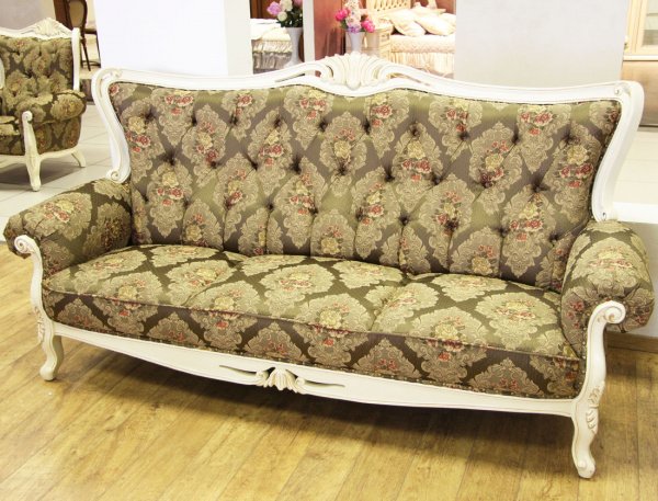 Резной диван трехместный FS05-3 WBG купить в интернет магазине Мебельный Салон. Звоните +7 495 743 46 14