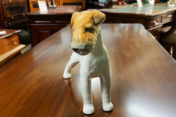 Статуэтка "Собака фокстерьер"  купить в интернет магазине Мебельный Салон. Звоните +7 495 743 46 14
