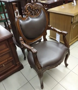 Кресло резное кожаное MSU.500R Brown купить в интернет магазине Мебельный Салон. Звоните +7 495 743 46 14