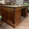 Стол письменный с зеленой кожей 160 см МИГ224 DP160-M купить в интернет магазине Мебельный Салон. Звоните +7 495 743 46 14