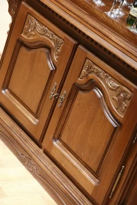 Витрина барная "Кристина" Орех 131 купить в интернет магазине Мебельный Салон. Звоните +7 495 743 46 14