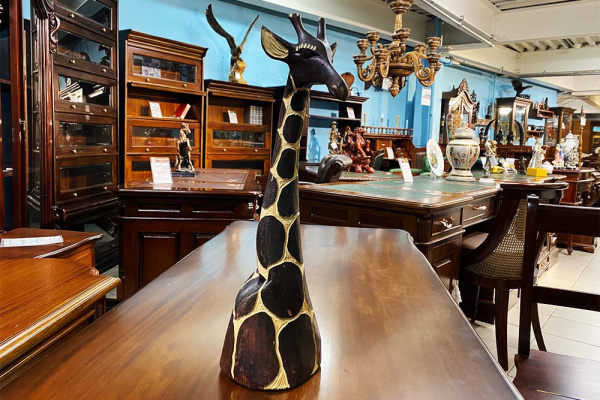 Статуэтка "Бюст жирафа"  купить в интернет магазине Мебельный Салон. Звоните +7 495 743 46 14